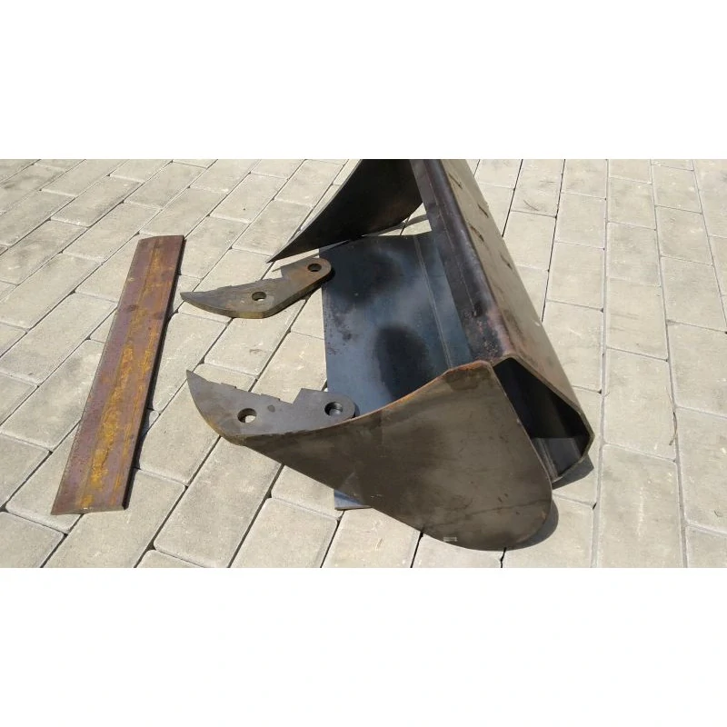 LYŽICA 60 CM SVAHOVA NEZVÁRANÁ NA MINIBAGER