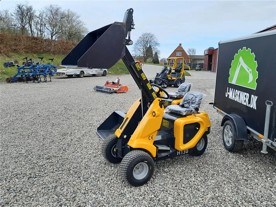 Troj kolesový mini-nakladač H130 3WD s pohonom 3 kolies