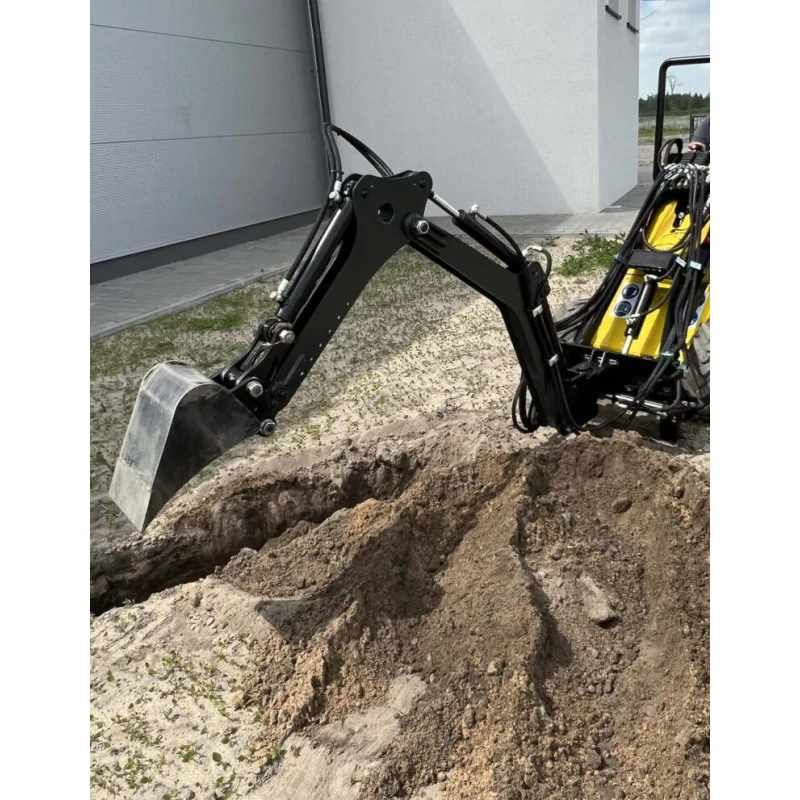 Mini nakladač TUR N520 14 HP elektrický štartér Briggs & Stratton