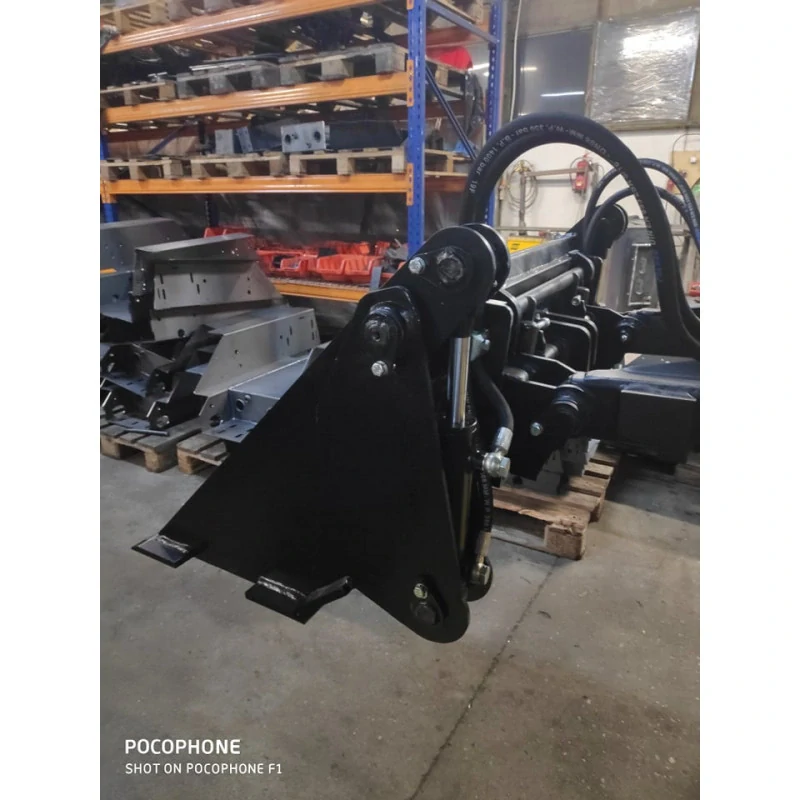 Lyžica pre mininakladač 4 v1 plne hydraulická