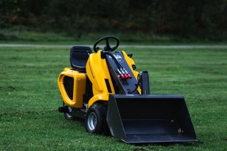 Troj kolesový mini-nakladač H130 3WD s pohonom 3 kolies