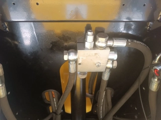 Hydraulický zostava pre stálobežné zariadenia.