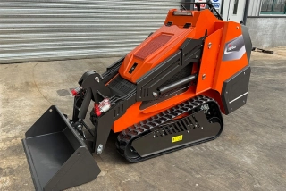 Profesionálny mininakladač KIMA K1050